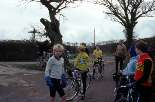 02 Jan 1983 · Ipplepen