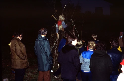 07 Nov 1981 · Maypool Bonfire Night: Day 1