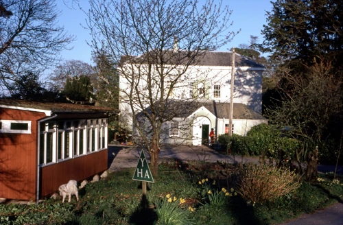 09 Apr 1982 · Cornwall: Day 1: Home to Golant YH