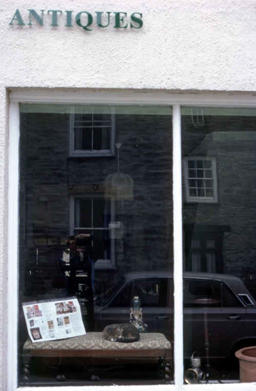 10 Apr 1982 · Cornwall: Day 2: Golant to Tintagel YH
