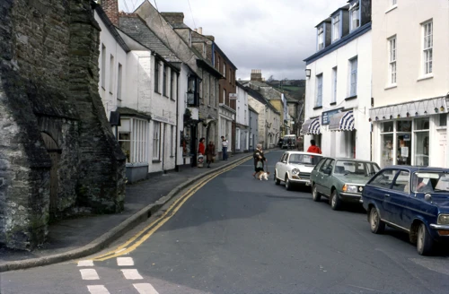 10 Apr 1982 · Cornwall: Day 2: Golant to Tintagel YH