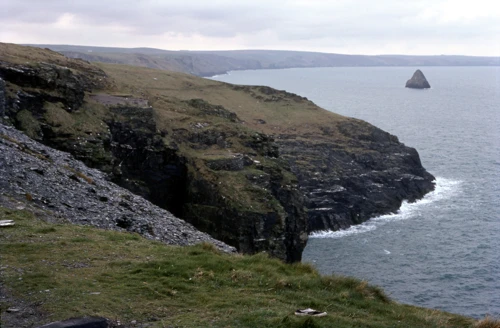 11 Apr 1982 · Cornwall: Day 3: Tintagel to Elmscott YH