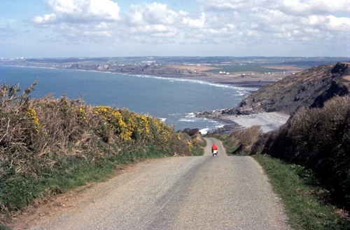 11 Apr 1982 · Cornwall: Day 3: Tintagel to Elmscott YH
