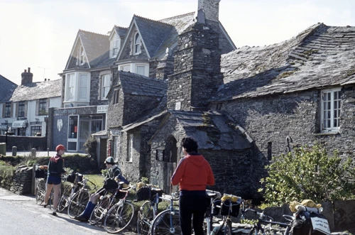 11 Apr 1982 · Cornwall: Day 3: Tintagel to Elmscott YH