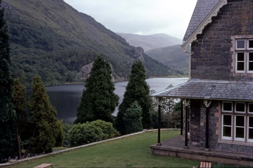 31 Aug 1982 · Snowdonia: Day 4: Bryn Gwynant to Gerddi Bluog YH