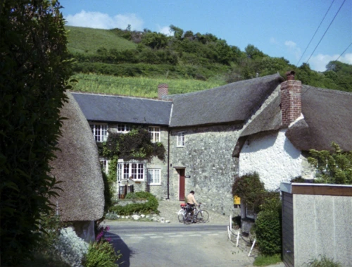 07 Jun 1980 · Beer Youth Hostel: Day 1
