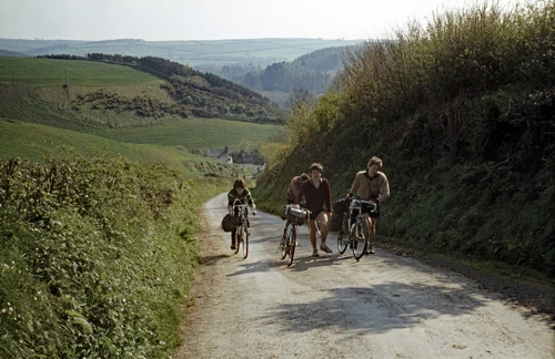 18 Apr 1981 · North Devon: Day 2: Elmscott to Instow YH